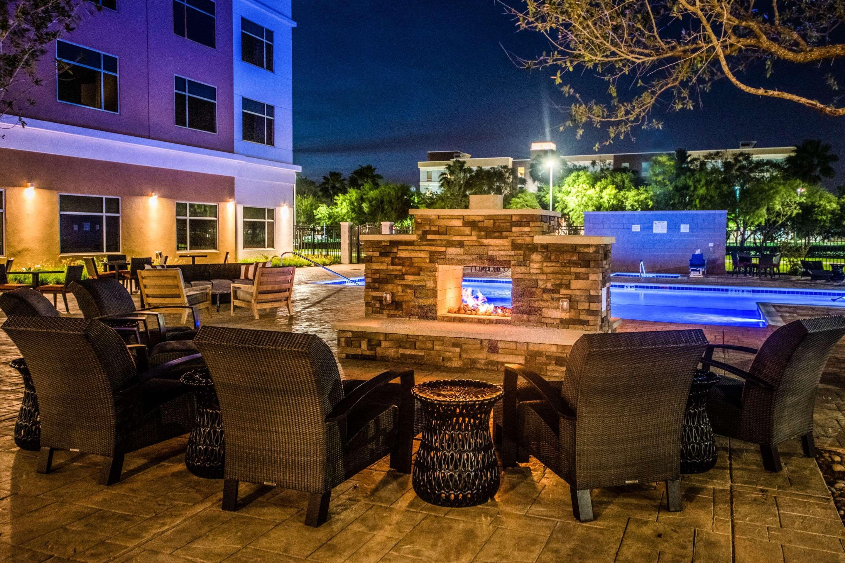 Cambria Hotel Mcallen Convention Center Buitenkant foto